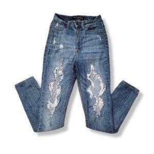 Fashion Nova Women's Blue Cotton Blend Belt Loop Distressed Cut-off Jean Size 5